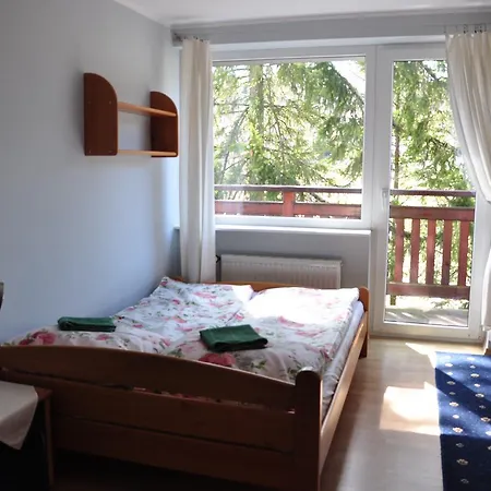 Rezydencja Karnat Privatunterkunft *